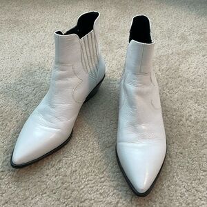 EUC Rebecca Minkoff White Leather Ankle Boots